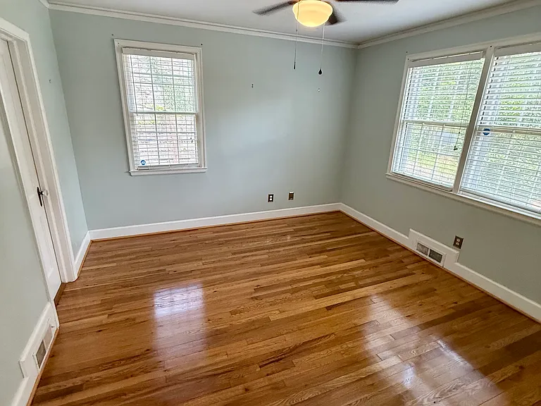 1733 Glenwood Rd — Photo 12