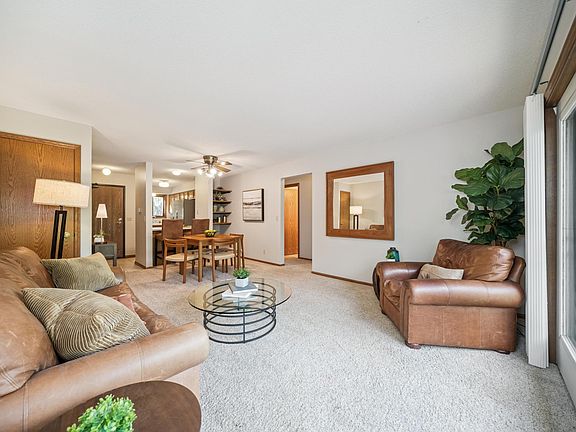 4th image of 369 Belvidere St E #369B