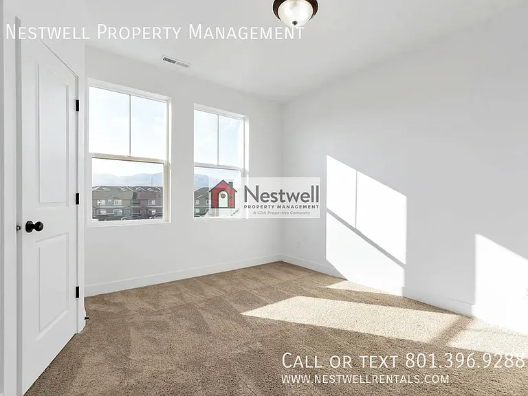 7946 S 5440 W — Photo 13