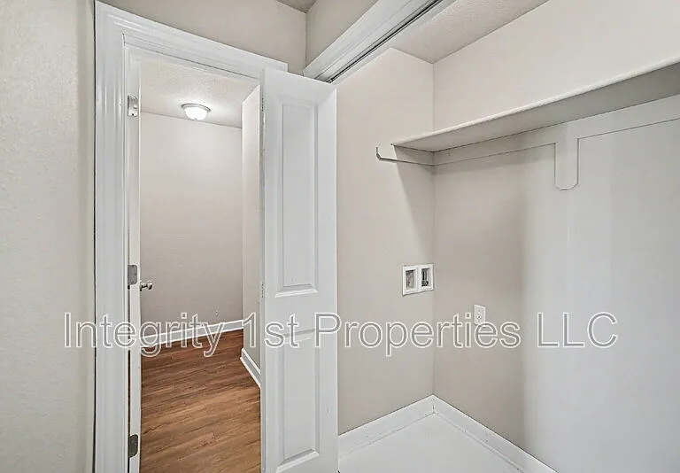 10510 Clubhouse Dr — Photo 26