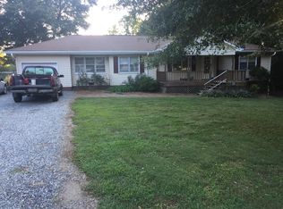 638 Oakwood Cir, Lexington, NC 27295