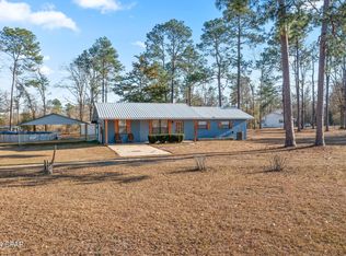 1019 Hughes Rd, Chipley, FL 32428