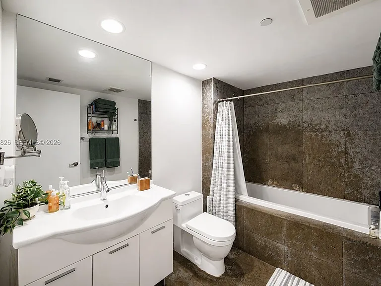 475 Brickell Ave #2010 — Photo 10