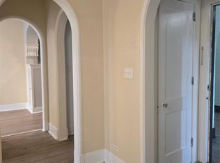 725 Broadway St #1, Galveston, TX 77550