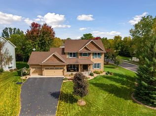 9152 Tewsbury Gate, Maple Grove, MN 55311