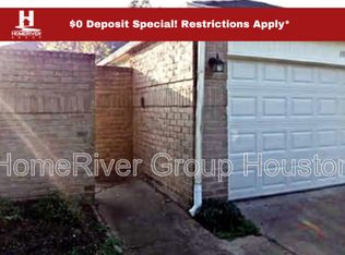 4018 Summit Valley Dr, Houston, TX 77082