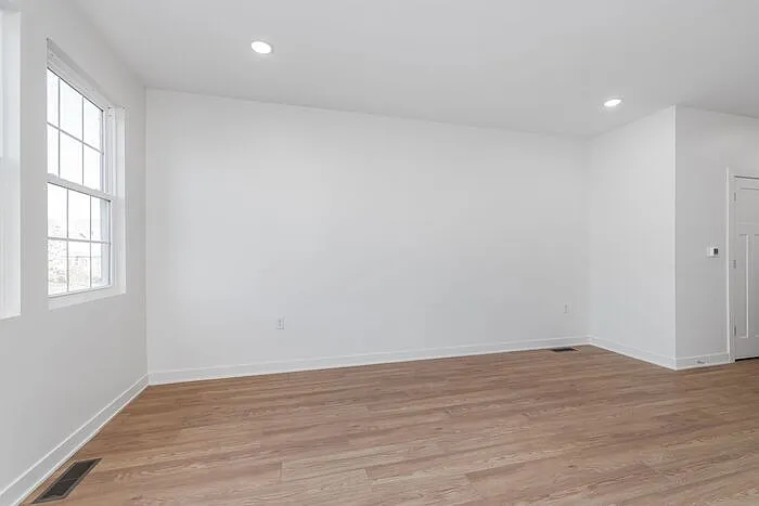 2529 Guilford Ave #A — Photo 4