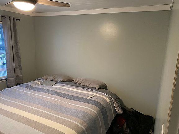 5th image of 22 Aster Ave