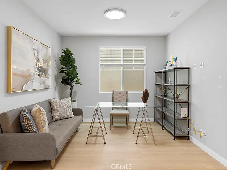 136 Modjeska — Photo 16