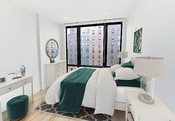 2nd image of 416 Lenox Ave #4A