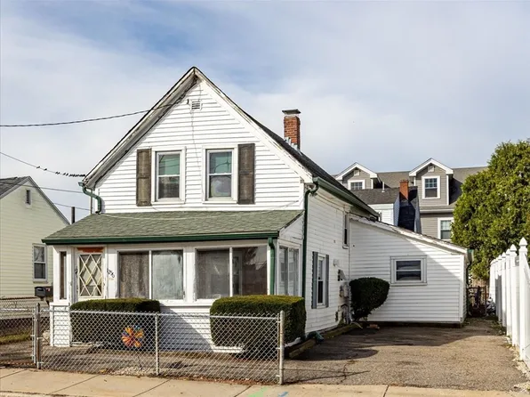 1256 Sea St, Quincy, MA 02169