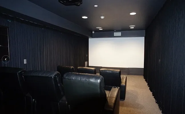 Rented by Nooklyn NYC LLC | media 24