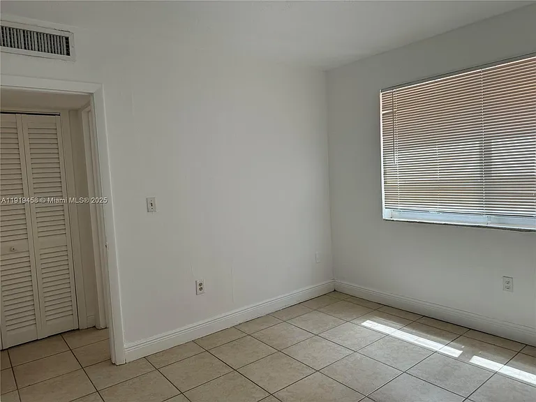 1851 NE 168th St #A2 — Photo 10