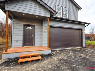 9075 E Spring Creek Cir, Palmer, AK 99645