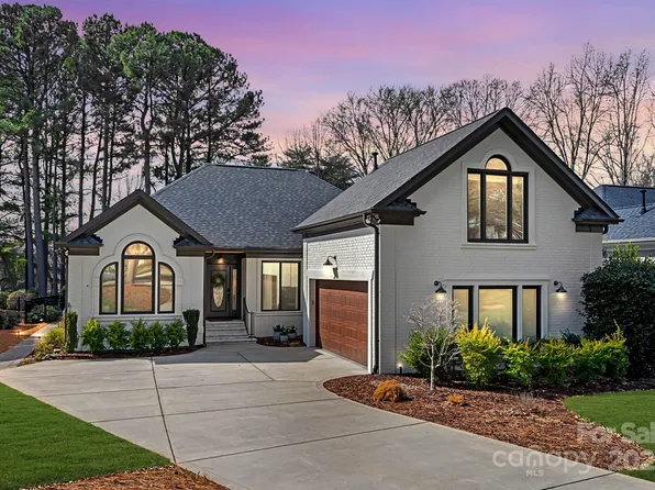 17217 Players Ridge Dr, Cornelius, NC 28031