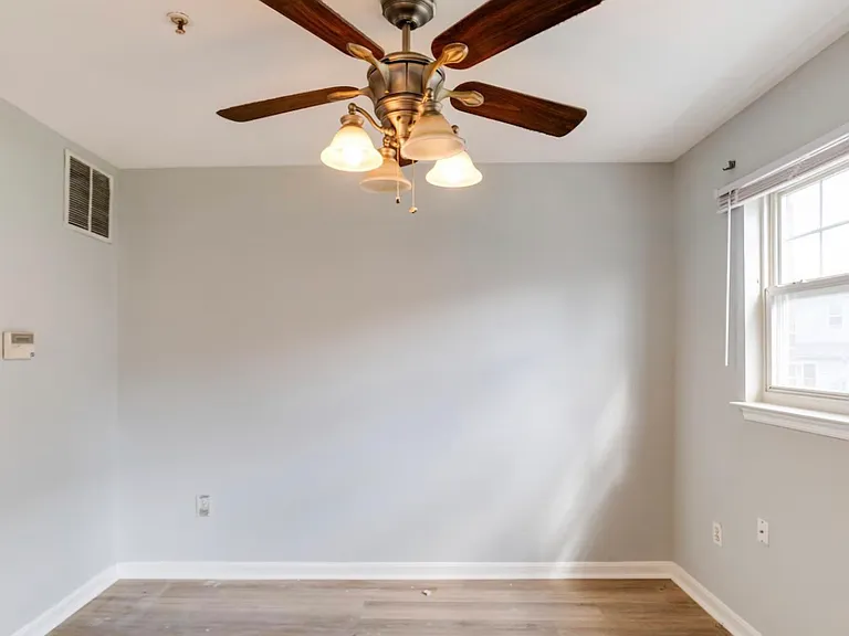 725 W Cherry Blossom Way — Photo 36