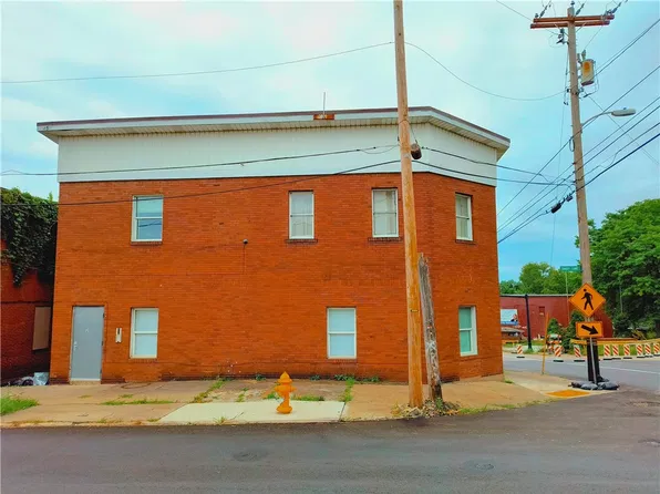 166-170 E Main St, Uniontown, PA 15401