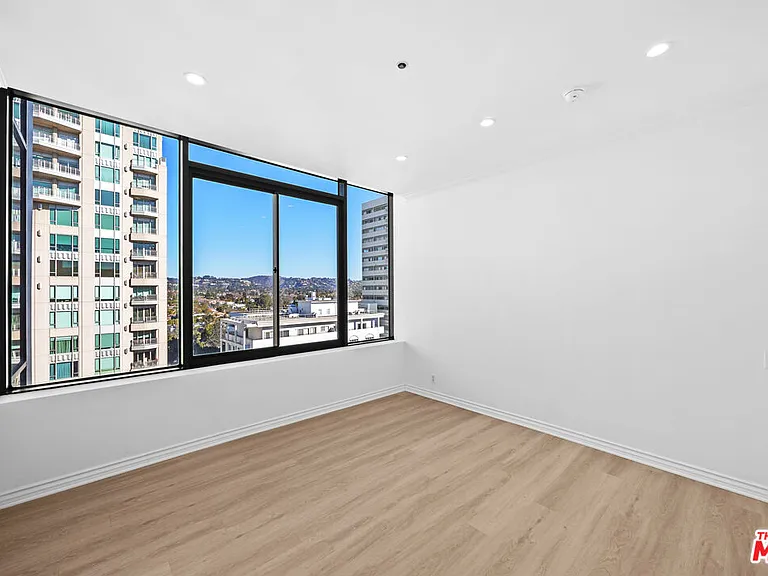 10724 Wilshire Blvd #Penthouse 1505 — Photo 35