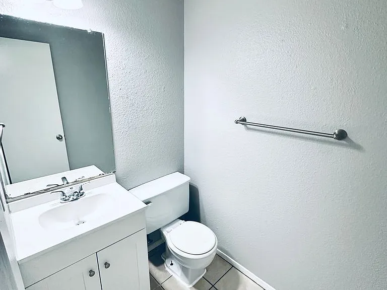 5305 Woodland Oaks Ct — Photo 16