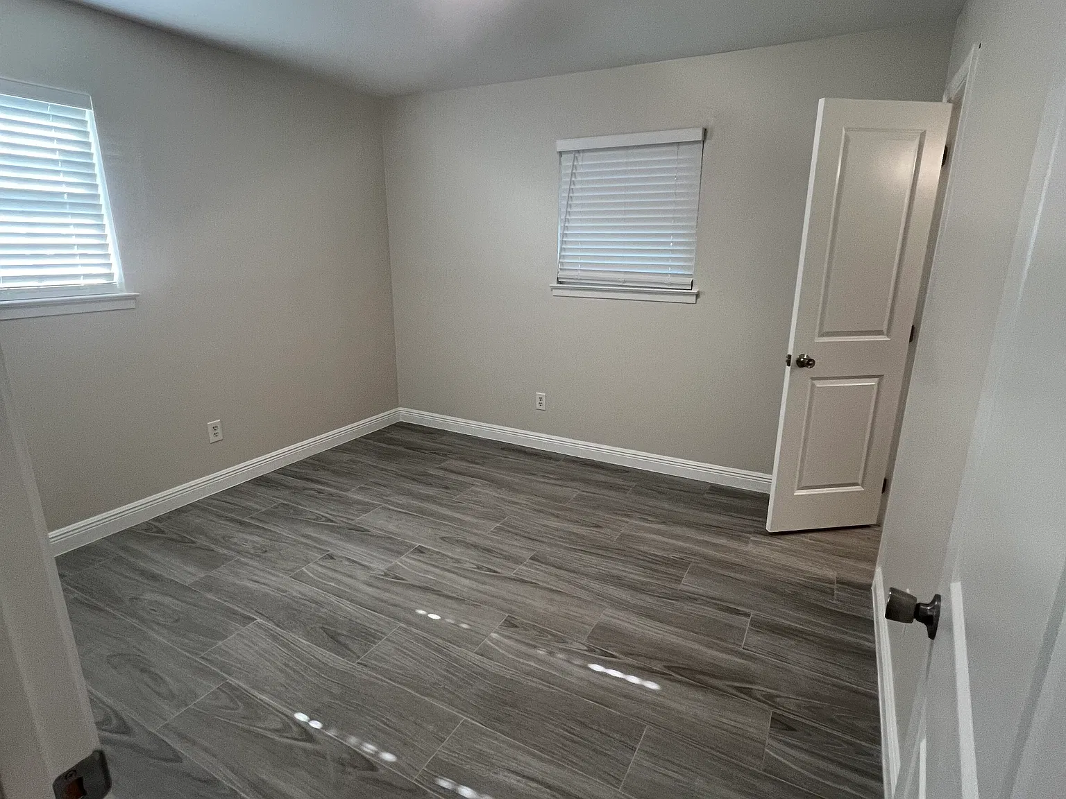 4 bed, 1378 sqft, $1,950 — Photo 4