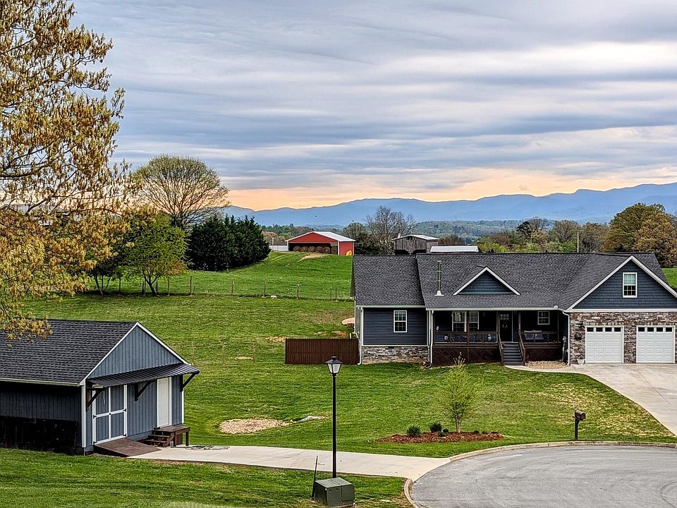 1st image of 400 Grace Dr