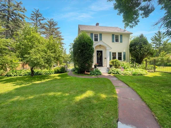 5514 Ogden Ave, Superior, WI 54880