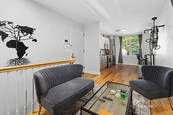 Rented by The Agency | media 16