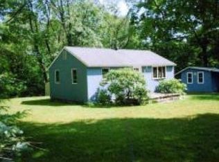 6 Oak St, Highland lakes, NJ 07422