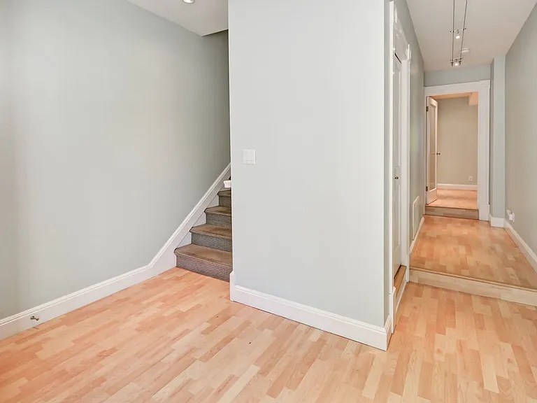 1626 Noe St — Photo 22