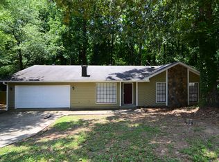 1582 Kings Ridge Dr, Norcross, GA 30093
