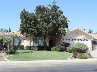 11116 Mirrored Image Ct, Bakersfield, CA 93311