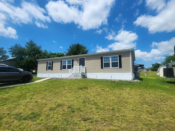 15 Hidden Noll Rd, Carlisle, PA 17013