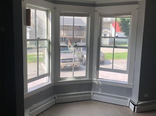 26 Cottage St APT 6, Norway, ME 04268