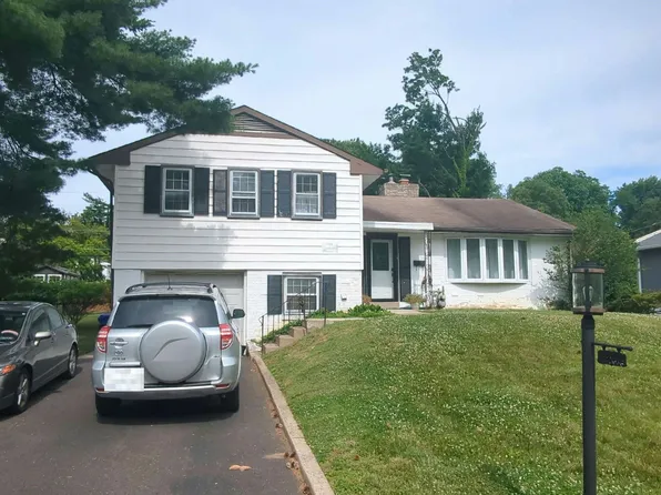 8220 Aspen Way, Elkins Park, PA 19027