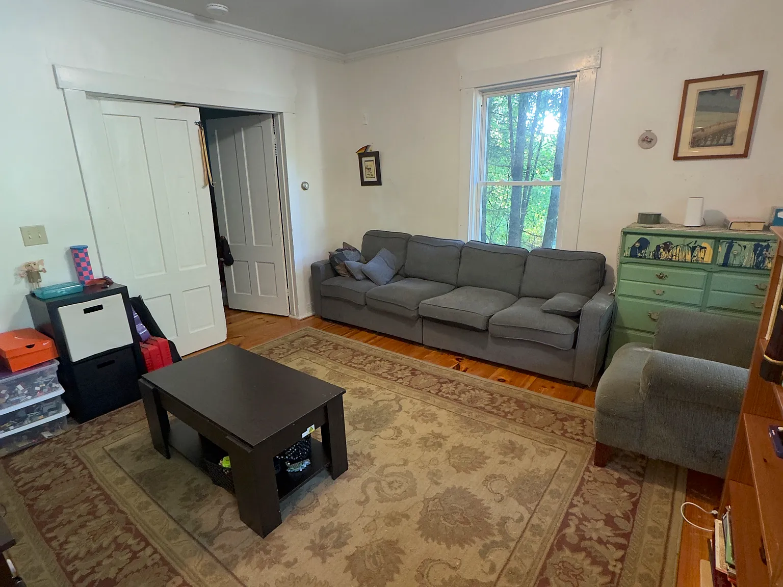 3 bed, 800 sqft, $1,925 — Photo 3