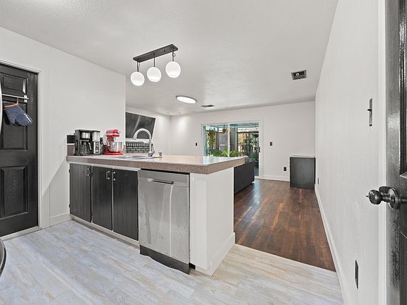 3rd image of 2204 Tyler Court