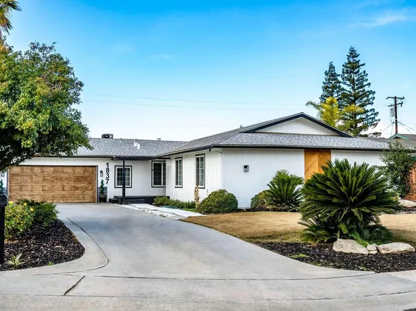 1837 S Redwood Drive, Visalia, CA 93277