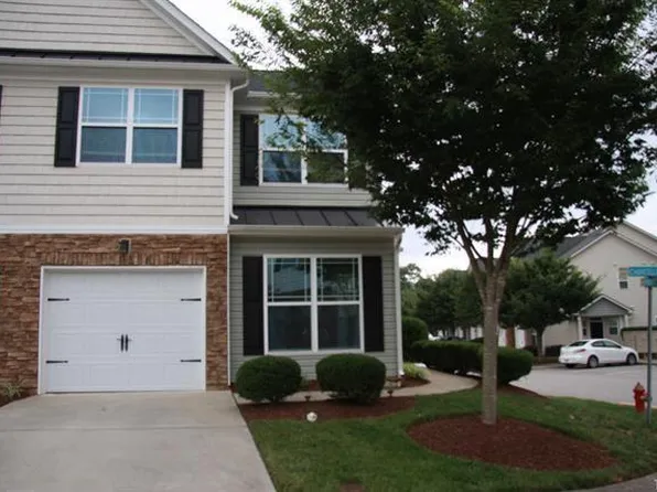 2021 Chancellor Pl, Raleigh, NC 27603