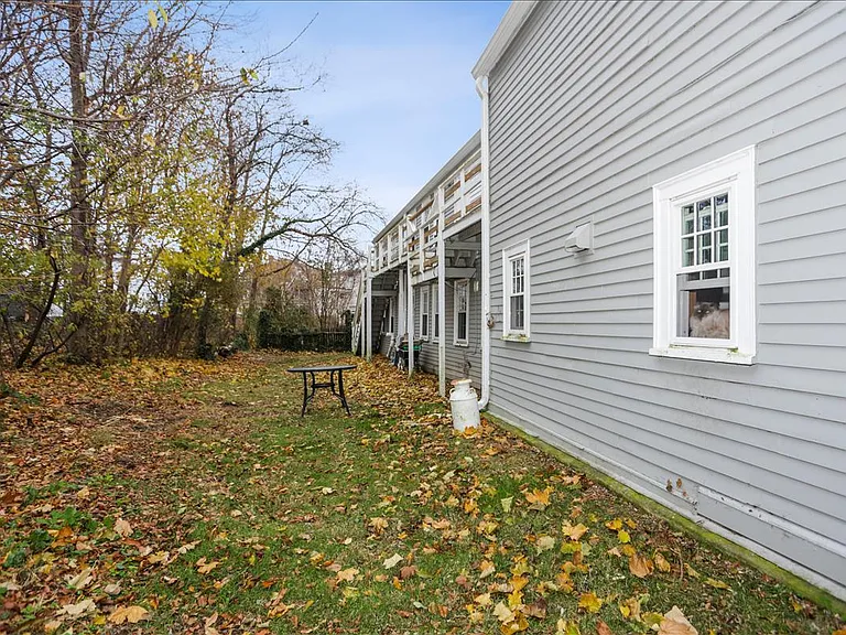 20 Pine St #3 — Photo 5