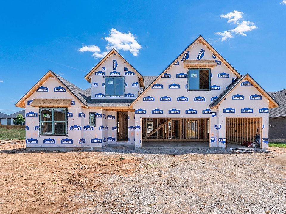1st image of 1848 E Skyline Avenue