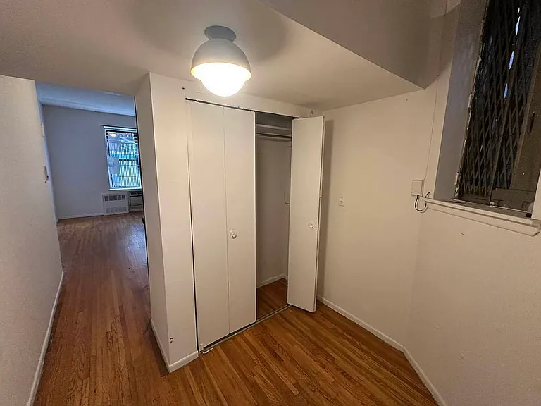 303 E 89th St #1D — Photo 5