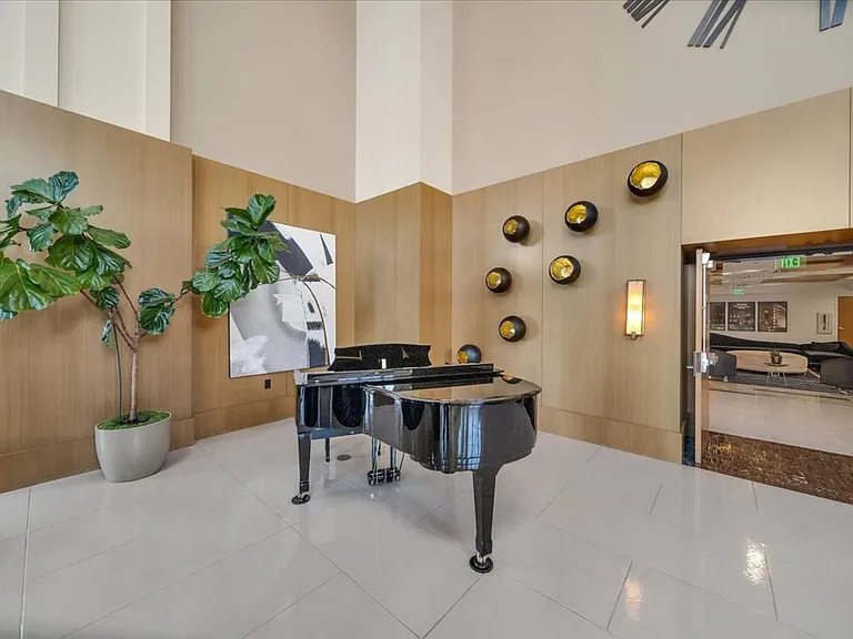 Building's Lounge