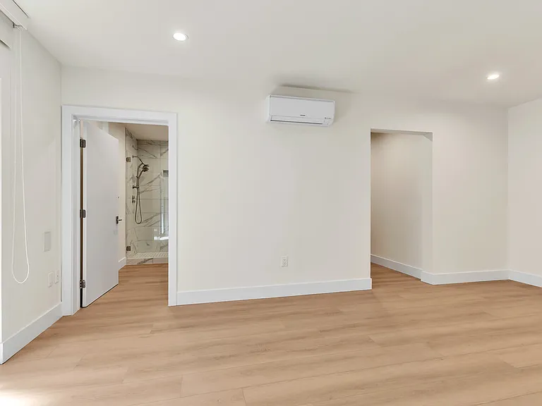 7846 Herschel Ave #7 — Photo 10