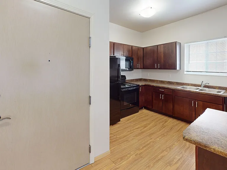 Cascades Apartments — Photo 23