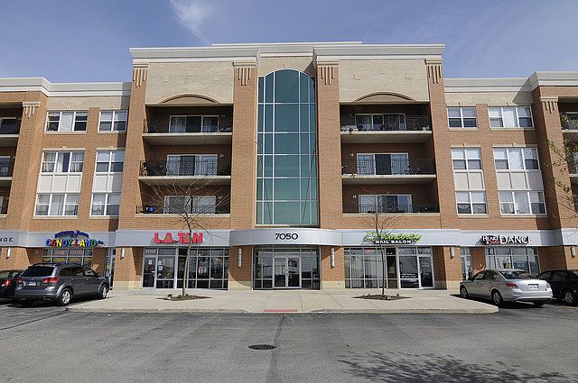 2nd image of 7050 183rd St Unit 204