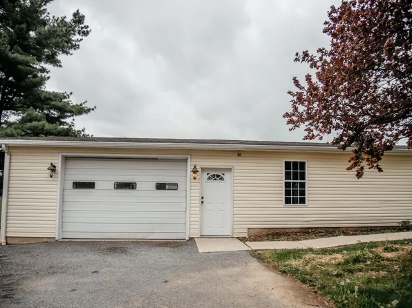 1231 Amosite Rd, Bainbridge, PA 17502