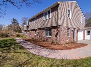 19 Mitchell Rd, Stow, MA 01775