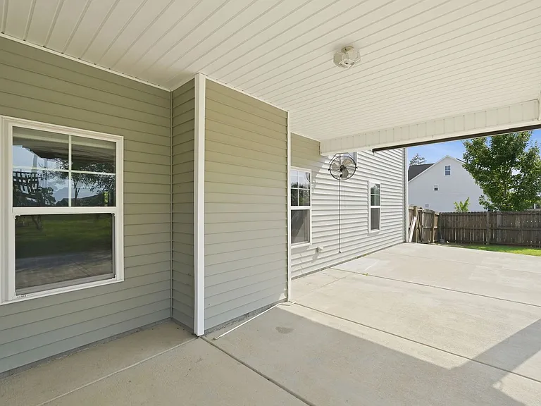 276 Turriff Way — Photo 41