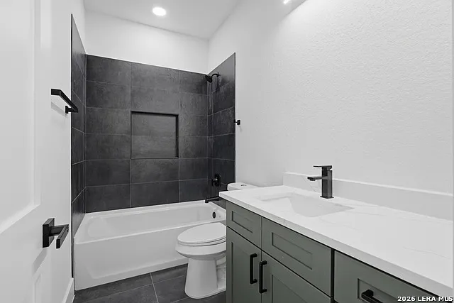 2111 Virginia Blvd #102 — Photo 20