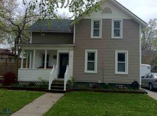 11 Hubbard St, Mount Clemens, MI 48043